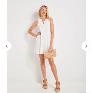 Vineyard Vines textured tasseled v neck white cotton dress in x-small
